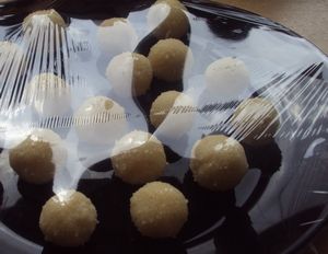 Буду лопать марципаны