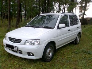 Мазда-демио